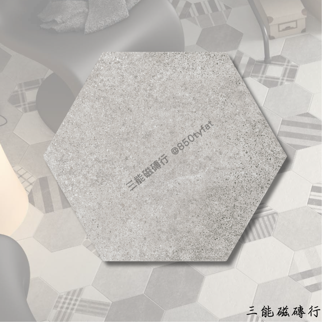 東澤系列幾何灰六角磚，灰階線條拼圖效果。