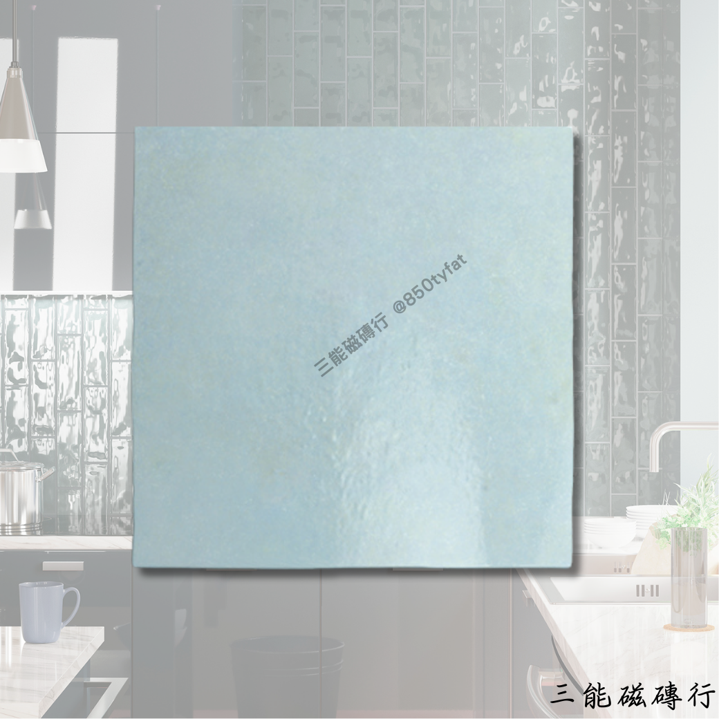 貝拉蘿娜系列淺卡其磁磚，釉光層次感強烈，適合現代空間應用。